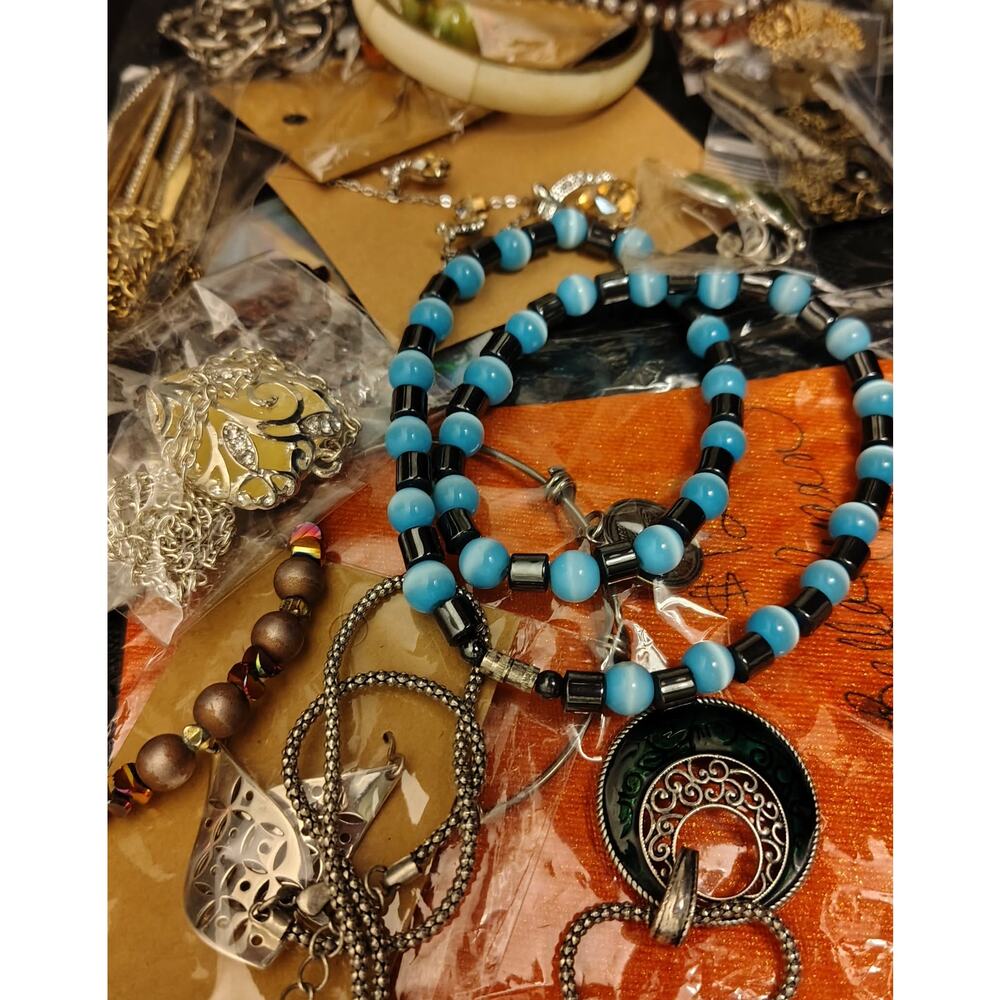 BEAUTIFUL COSTUME COLLECTION - SEMI-MYSTERY BAG